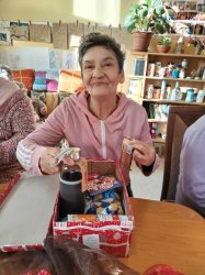 Koľko lásky sa zmestí do krabice od topánok?