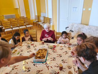 Koľko Lásky sa zmestí do krabice od topánok?