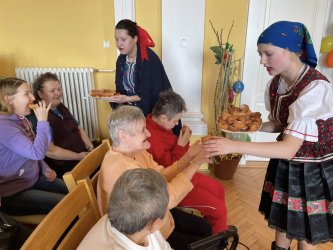 Fašiangovanie po zariadení