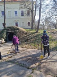 Gardenterapia - práce v záhradke a v okolí zariadenia